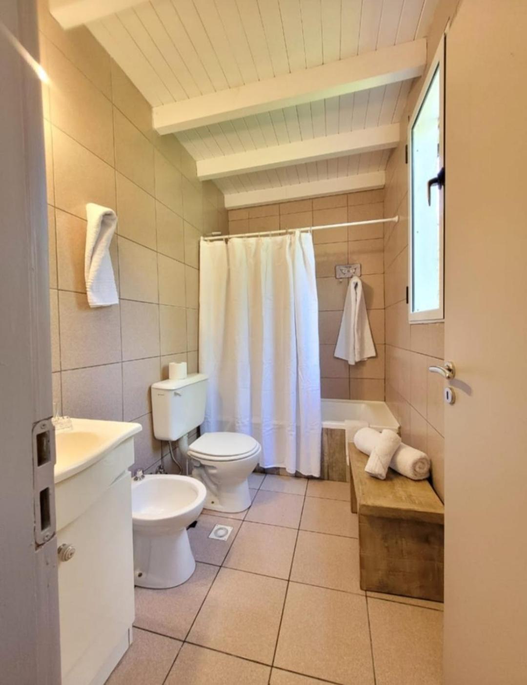 Nirebosque, Casas De Pueblo Villa Villa La Angostura Bagian luar foto
